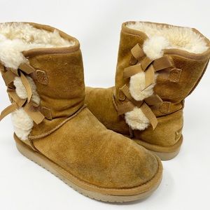 Koolaburra by UGG Victoria Short Bow Boots Sz 8
